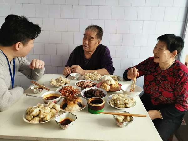 元宵慰問送祝福，濃濃關愛暖人心